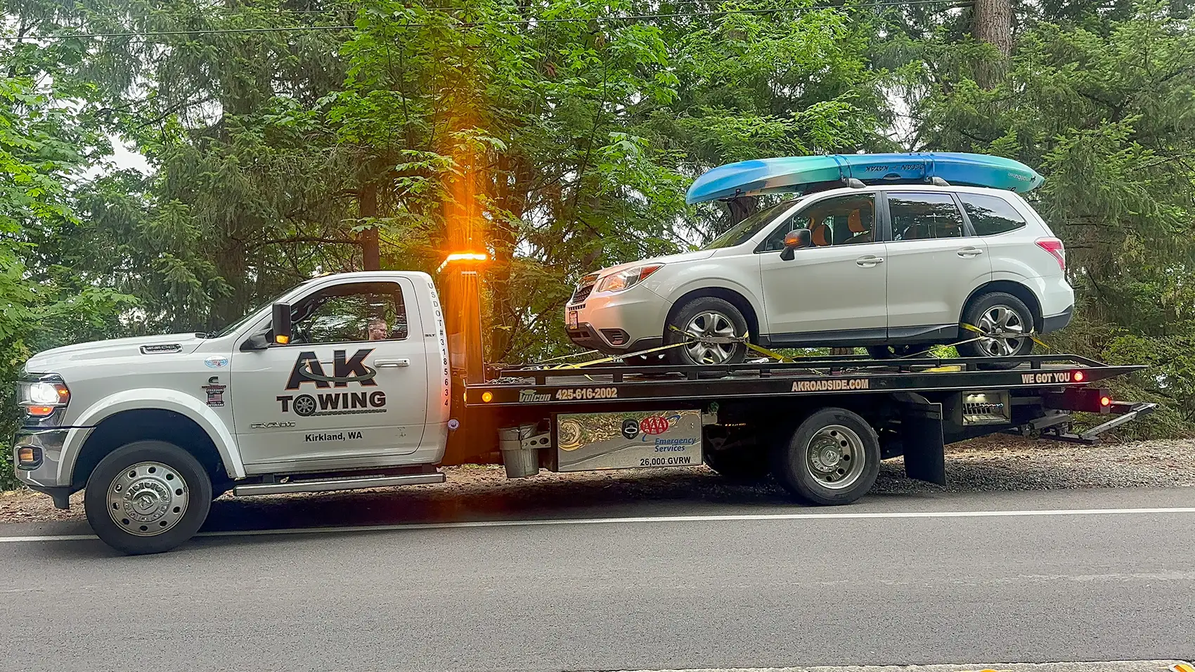 AK Roadside flatbed at work